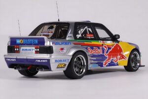 BMW E30 V8 #229 E. Hountondji Red Bull Driftbrothers Drift 2023 Bleu Otto 1:18 OT486 Résine — image 2 sur 5