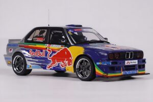 BMW E30 V8 #229 E. Hountondji Red Bull Driftbrothers Drift 2023 Bleu Otto 1:18 OT486 Résine — image 4 sur 5