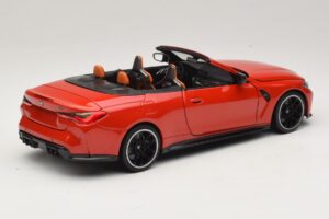 BMW M4 G83 Cabriolet Red Metallic Minichamps 1:18 110021030 Métal — image 3 sur 8