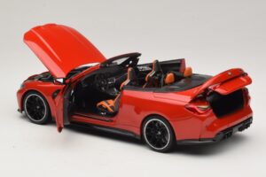 BMW M4 G83 Cabriolet Red Metallic Minichamps 1:18 110021030 Métal — image 5 sur 8