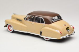 Cadillac Fleetwood Series 60 Special Beige MCG 1:18 MCG18656 Métal — image 5 sur 6
