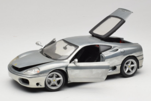 Ferrari 360 Modena Argent Chromé Hot Wheels 1:18 27774 Métal — image 2 sur 8