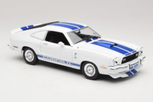 Ford Mustang II Cobra II Charlie's Angels Movie Greenlight 1:18 12880 Métal — image 6 sur 8