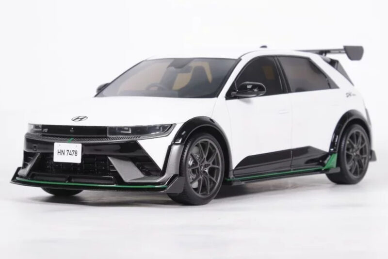 Hyundai Ioniq 5 N DK Edition Atlas White Matt Otto 1:18 OT1227 Résine
