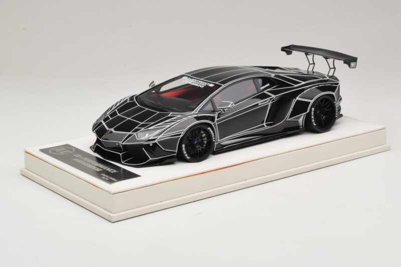 Lamborghini Aventador Liberty Walk TRON Noir Brillant JUC 1:18 J32-14 Résine