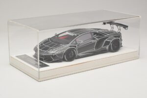 Lamborghini Aventador Liberty Walk TRON Noir Brillant JUC 1:18 J32-14 Résine — image 6 sur 7
