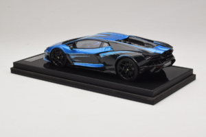 Lamborghini Revuelto Blue Black IVY Merit 1:18 REMC040 Résine — image 5 sur 7