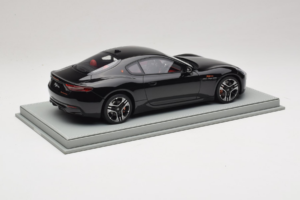 Maserati GranTurismo Trofeo Nero Assoluto BBR 1:18 P18240CMAS Résine — image 3 sur 7