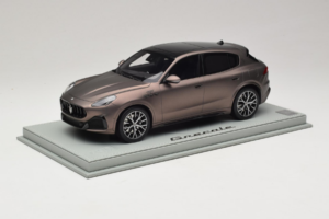 Maserati Grecale Bronze BBR 1:18 P18220FMAS Résine — image 2 sur 7
