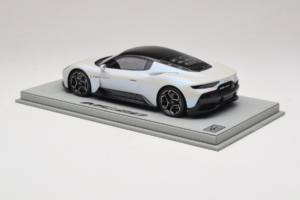 Maserati MC20 Bianco Audace BBR 1:18 P18191AMAS Résine — image 4 sur 6