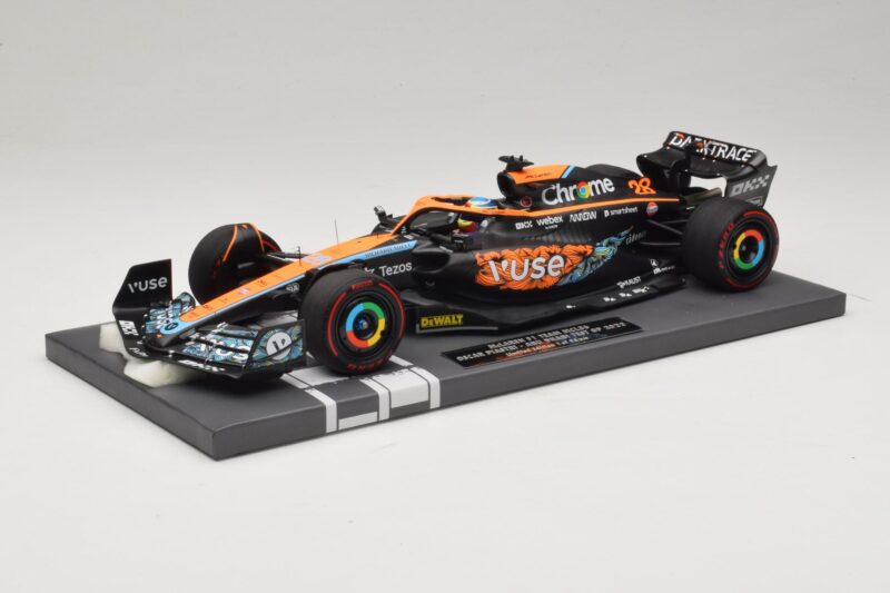 McLaren MCL36 O. Piastri Abu Dhabi Test 2022 Minichamps 1:18 537221828 Résine