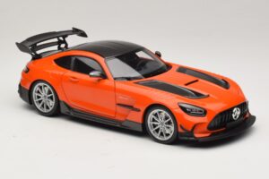 Mercedes AMG GT Black Series C190 Orange avec Jantes Argent Minichamps 1:18 110032024 Métal — image 6 sur 8