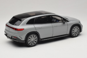 Mercedes EQS SUV X296 Manufaktur Alpine Grey NZG 1:18 B66960591 Métal — image 3 sur 8