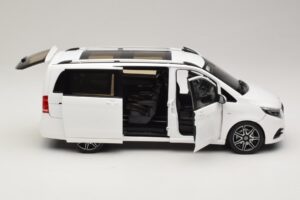 Mercedes V-Class W447 AMG Line Blanc Norev 1:18 183876 Métal — image 4 sur 8