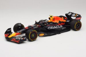 Oracle Red Bull Racing RB18 S. Perez Winner Monaco GP 2022 Minichamps 1:18 110220711 Résine