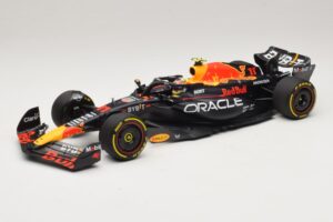 Oracle Red Bull Racing RB19 S. Perez Abu Dhabi GP 2023 Minichamps 1:18 110232311 Résine