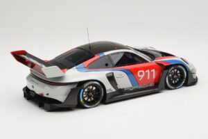 Porsche 911 992 GT3 R Rennsport GT Spirit 1:18 GT495 Résine — image 2 sur 6