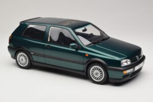 Volkswagen Golf Mk3 VR6 Carat Dragon Green Otto 1:12 G099 Résine — image 4 sur 6