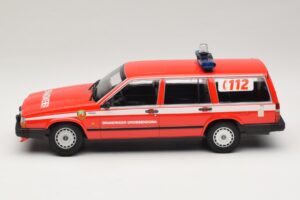 Volvo 740 GL Break Brandweer Grobbendonk Minichamps 1:18 155171795 Métal — image 3 sur 6