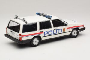 Volvo 740 GL Break Politi Norway Minichamps 1:18 155171796 Métal — image 2 sur 6