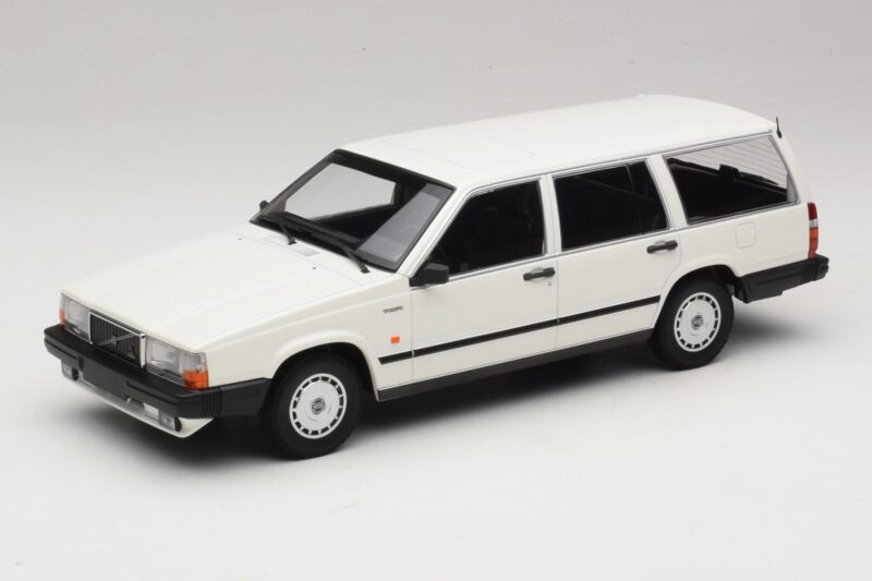 Volvo 740 GL Break Blanc Minichamps 1:18 155171772 Métal