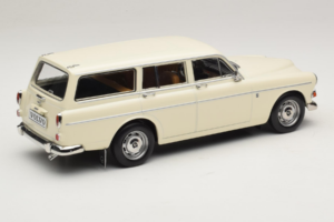 Volvo Amazon Break Pearl White Norev 1:18 188750 Métal — image 2 sur 6