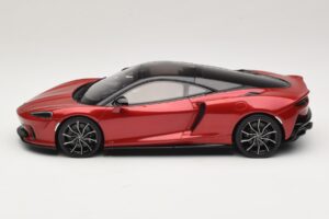 McLaren GTS Rouge GT Spirit 1:18 GT971 Résine — image 3 sur 6
