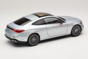 Mercedes CLE C236 Coupé Hightech Silver Norev 1:18 183939 Métal — image 3 sur 8