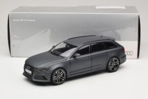 Audi RS6 C7 Avant Daytona Grey Minichamps 1:18 5011216225 Métal — image 8 sur 8