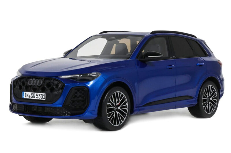 Audi SQ5 FY TFSI Ultra Bleu Otto 1:18 Audi SQ5 FY TFSI Ultra Bleu Otto 1:18 OT1281 Résine