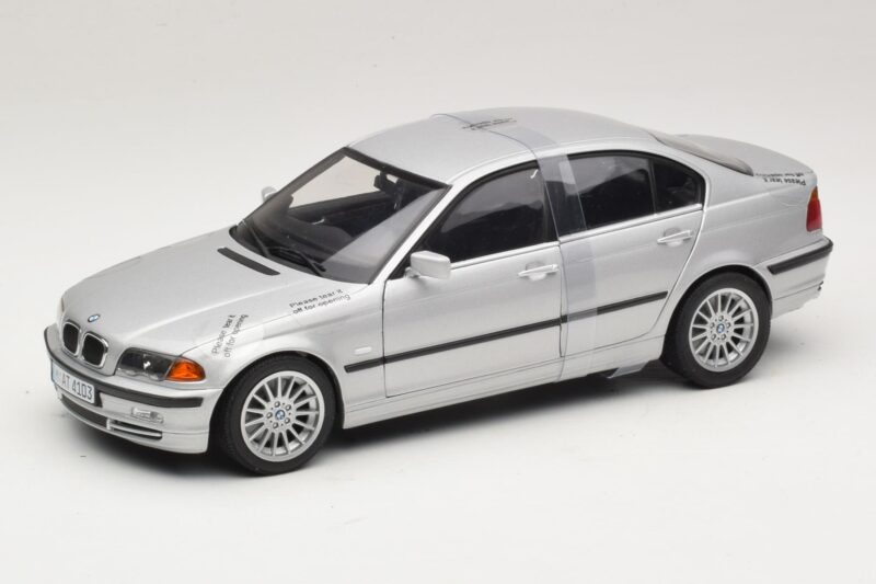 BMW 3-Series E46 6-Cylinder Argent UT Models 1:18 20512 Métal