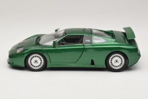 Bugatti EB110 Vert Métallisé Bburago 1:18 3003 Métal — image 4 sur 8