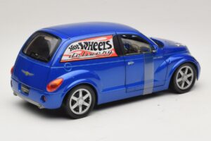 Chrysler PT Cruiser Livraison Bleu Hot Wheels 1:18 29616 Métal — image 2 sur 7