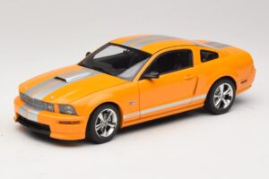 Ford Mustang GT S197 Grabber Orange Metallic AUTOart 1:18 73117-A1 Métal