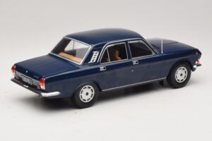 GAZ Volga GAZ-24-10 Bleu Foncé MCG 1:18 MCG18014 Métal — image 2 sur 6