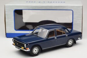 GAZ Volga GAZ-24-10 Bleu Foncé MCG 1:18 MCG18014 Métal — image 6 sur 6