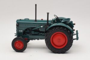 Hanomag R28 Tracteur Vert Minichamps 1:18 109153070 Métal — image 3 sur 6