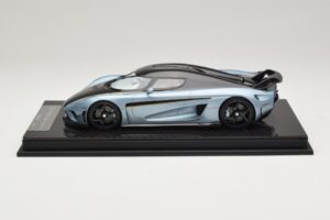 Koenigsegg Regera Bleu Pack Carbone FrontiArt 1:18 F079-173 Résine — image 3 sur 7