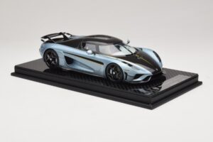 Koenigsegg Regera Bleu Pack Carbone FrontiArt 1:18 F079-173 Résine — image 4 sur 7
