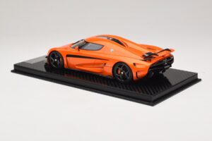 Koenigsegg Regera Orange Pack Carbone FrontiArt 1:18 F071-153 Résine — image 5 sur 7