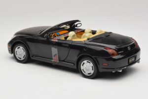 Lexus SC430 Cabriolet Noir Motormax 1:18 73119 Métal — image 5 sur 6