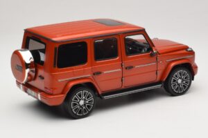Mercedes G-Class W465 Copper Orange Matt Norev 1:18 183033 Métal — image 2 sur 6