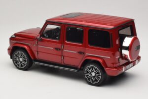 Mercedes G-Class W465 Hyacinth Red Norev 1:18 183037 Métal — image 5 sur 6