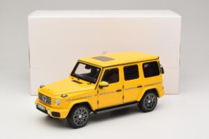 Mercedes G-Class W465 Sun Yellow Norev 1:18 183038 Métal — image 6 sur 6