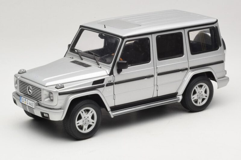 Mercedes G500 W463 LWB Édition Concessionnaire Argent AUTOart 1:18 B66962142 Métal