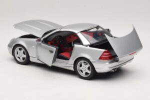 Mercedes SLK230 R170 AMG Roadster Argent UT Models 1:18 26152 Métal — image 5 sur 8