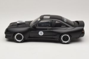 Opel Manta B Custom Noir Mat Kenwood MCG 1:18 MCG18095 Métal — image 3 sur 6