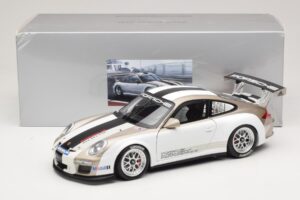 Porsche 911 997 GT3 Cup Blanc Avec Bandes 2008 Minichamps 1:18 WAP0210130C Métal — image 8 sur 8