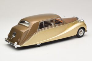 Rolls-Royce Silver Wraith Empress by Hooper Marron & Or MCG 1:18 MCG18000 Métal — image 2 sur 6
