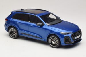 Audi SQ5 FY TFSI Ultra Bleu Otto 1:18 OT1281 Résine — image 4 sur 6